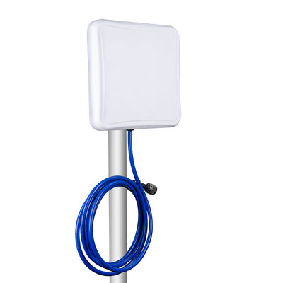 2400-2500MHz/5150-5850MHZ 13/15dBi Interfaccia singola Antenna direzionale a doppia frequenza Antenna piatta 2.4/5.8GHz Antenna direzionale a doppia frequenza Antenna di certificazione della sicurezza del carbone Antenna
